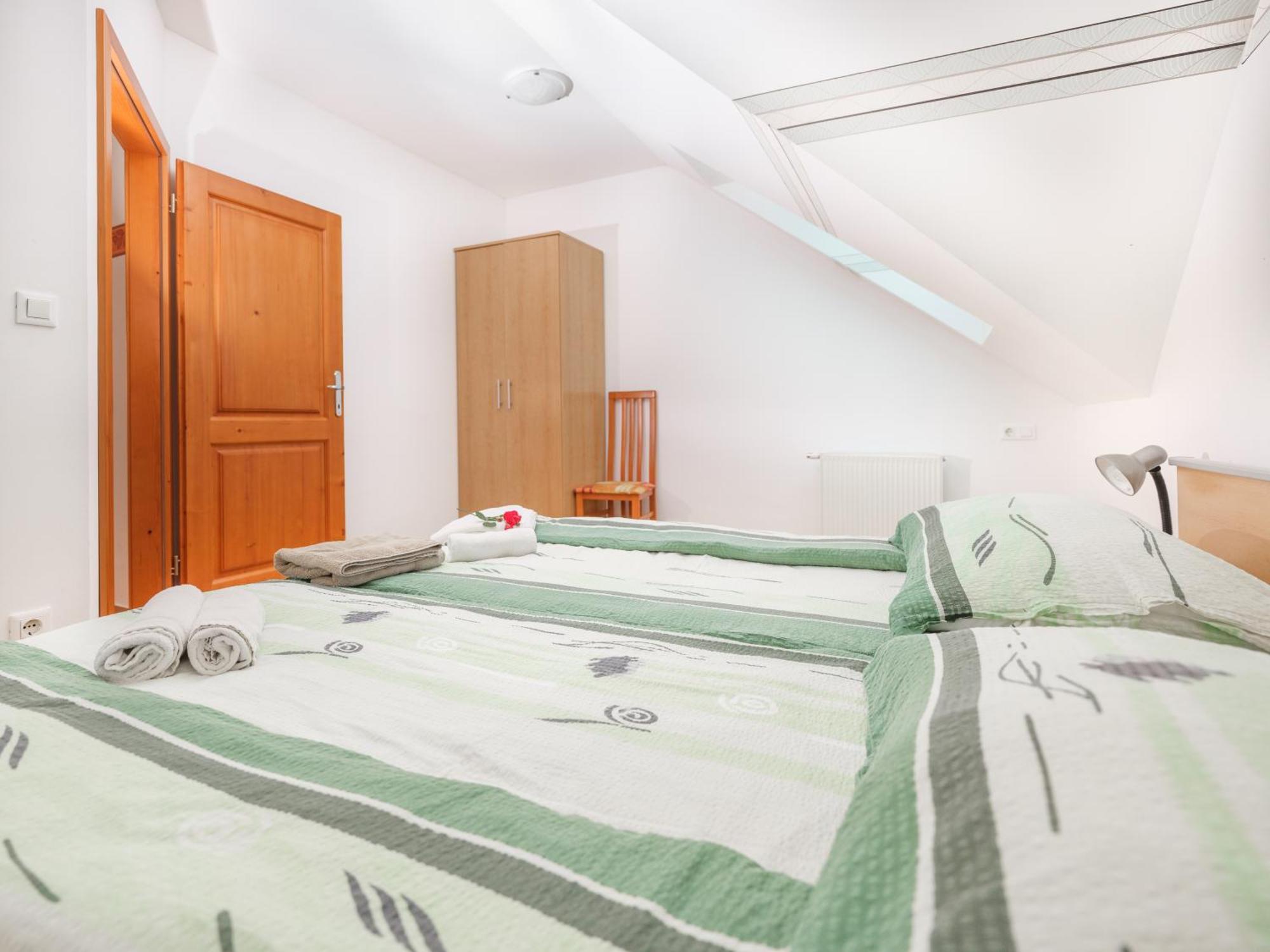 Apartments Suster Stari Trg ob Kolpi Esterno foto