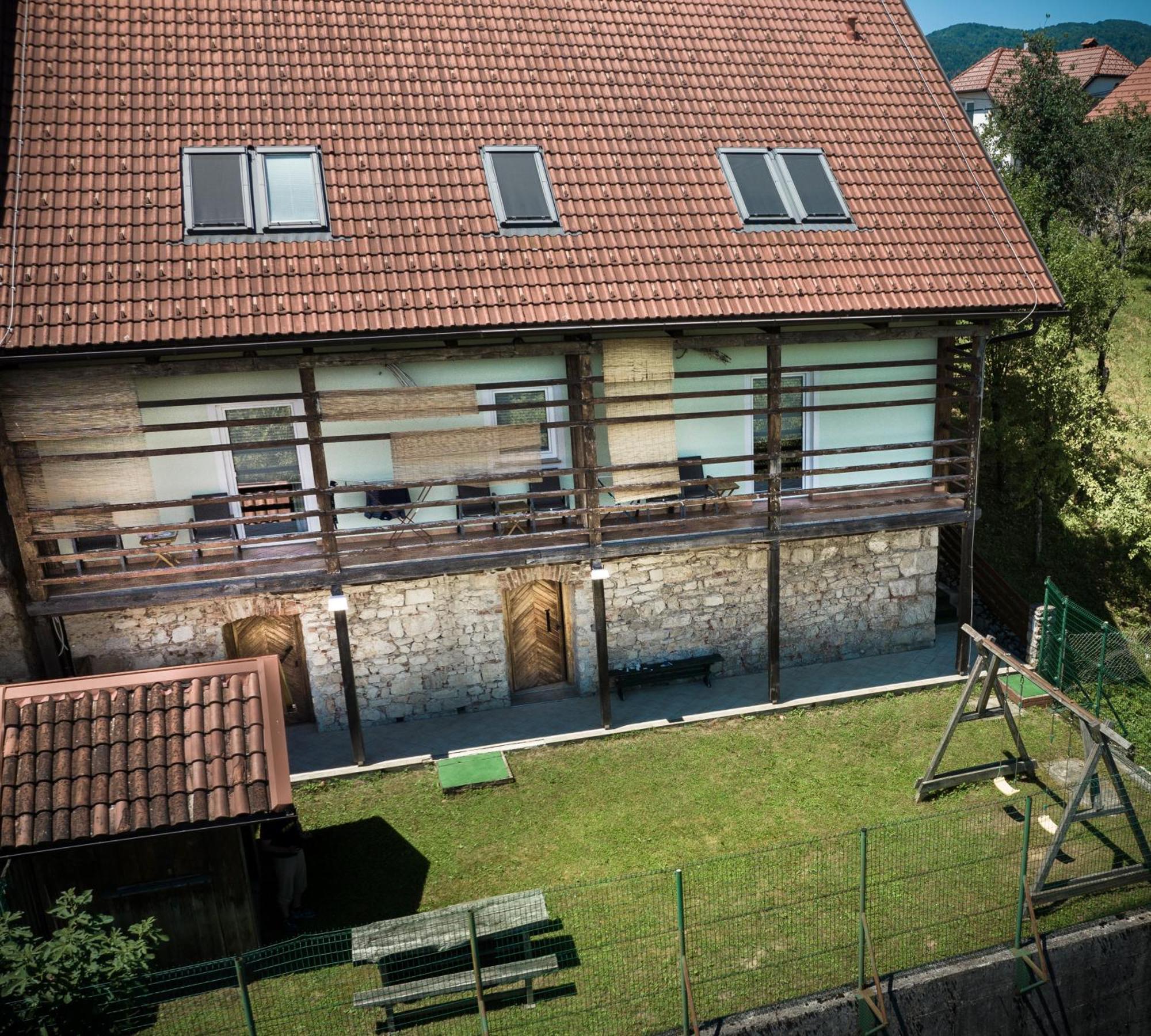 Apartments Suster Stari Trg ob Kolpi Esterno foto